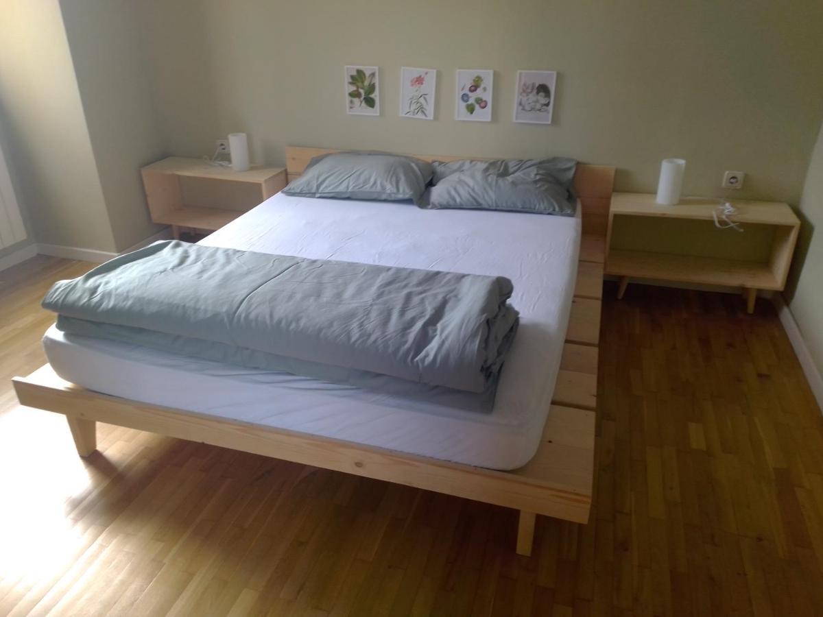 Sunny Center Apartment Skopje Exteriör bild