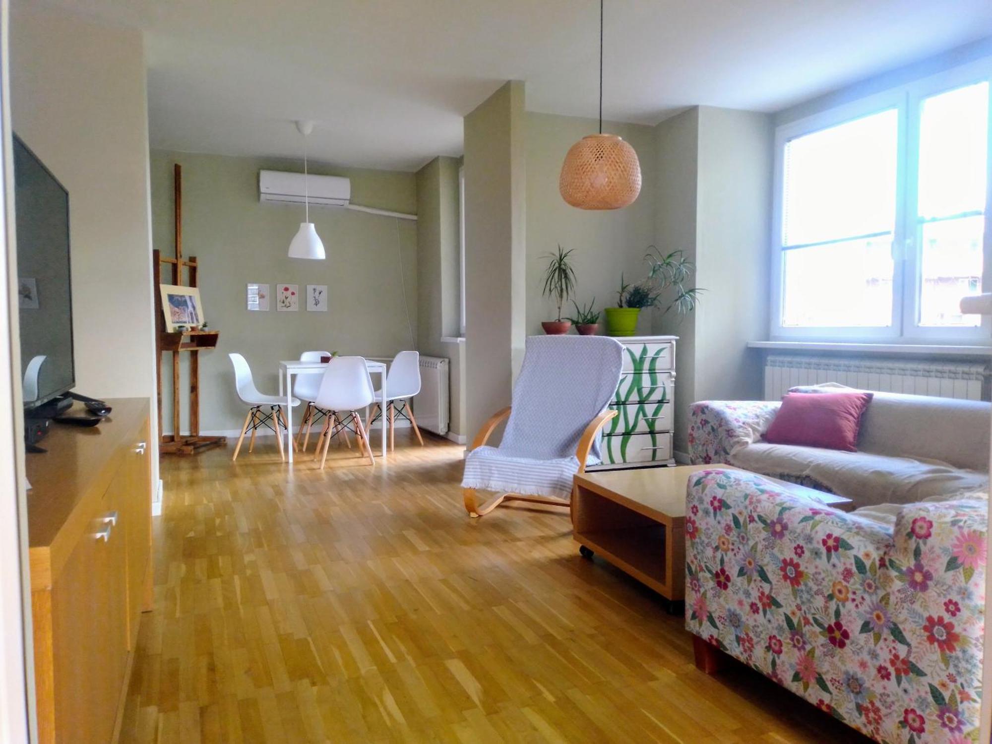 Sunny Center Apartment Skopje Exteriör bild