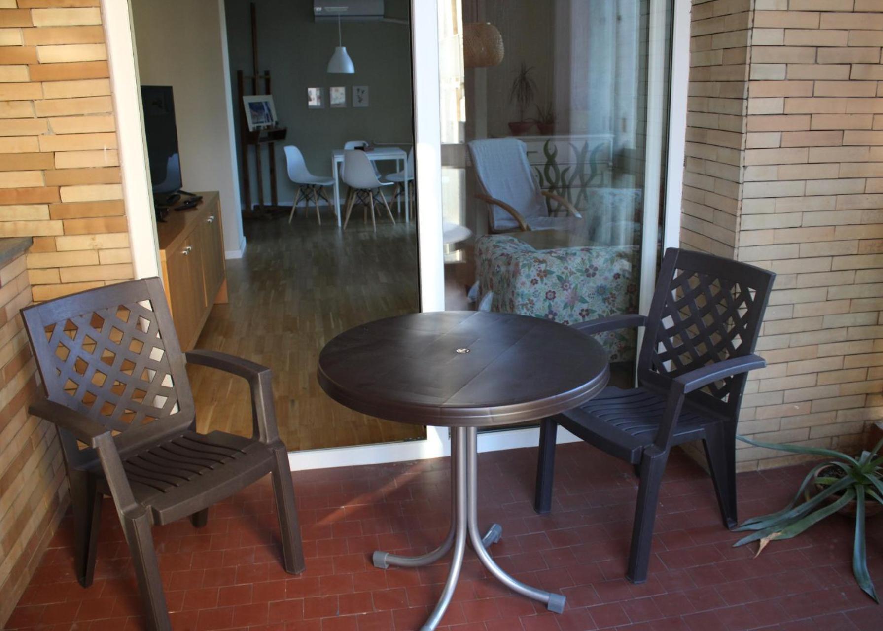 Sunny Center Apartment Skopje Exteriör bild